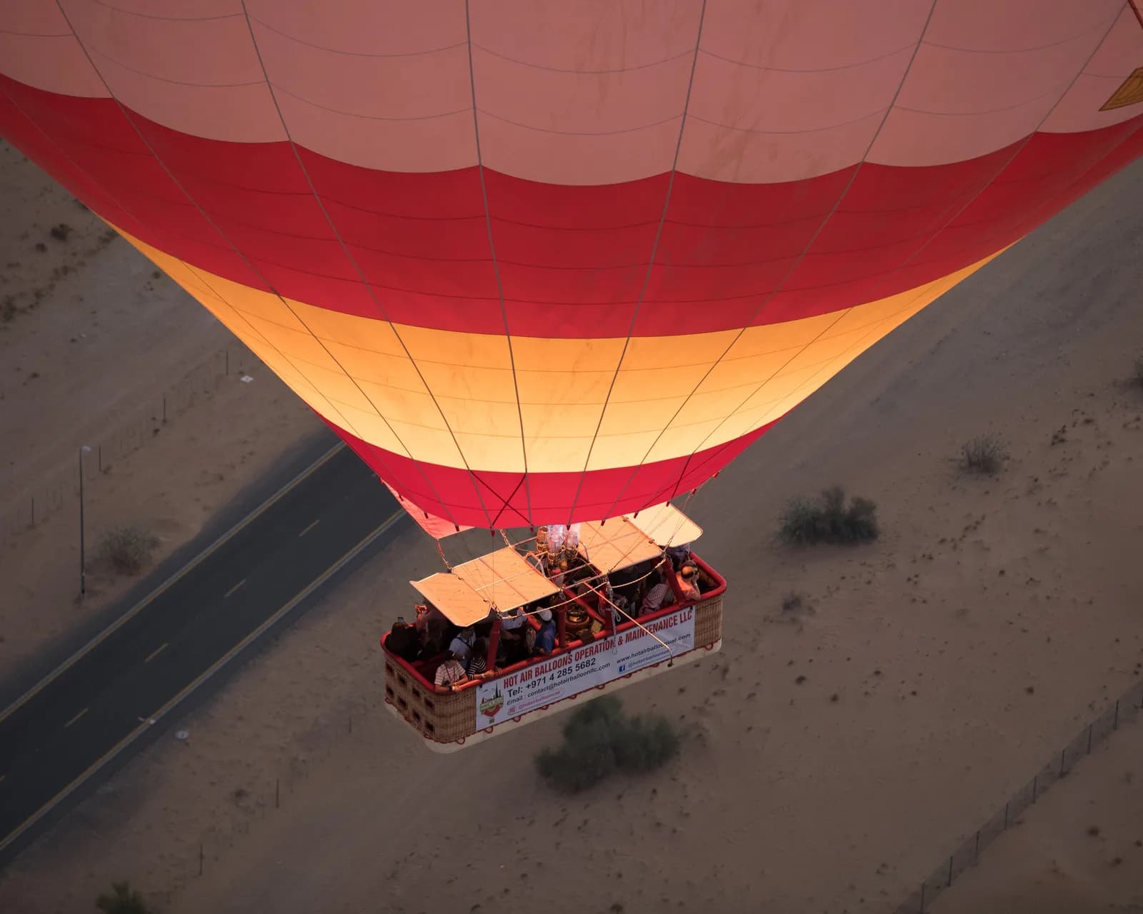 Hot air balloon over the Dubai desert